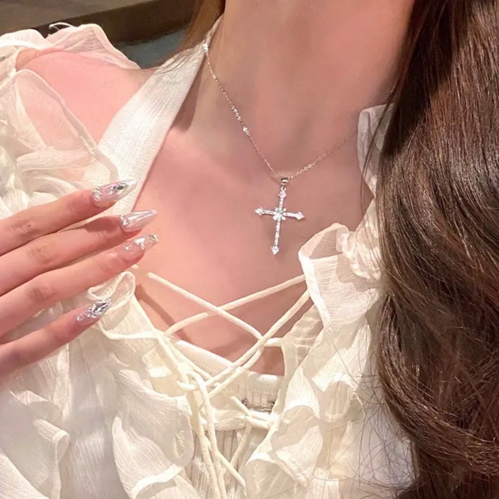 Elegant necklace Sparkly necklace Diamond Cross Pendant Silver 925 Necklace - Picture 2 of 5